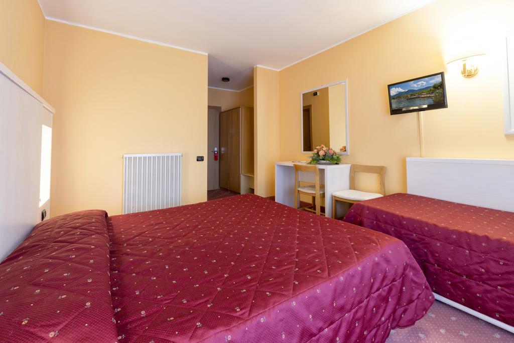 Hotel Bavaria Levico Terme Exterior photo