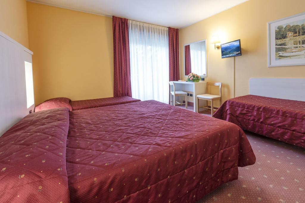 Hotel Bavaria Levico Terme Exterior photo